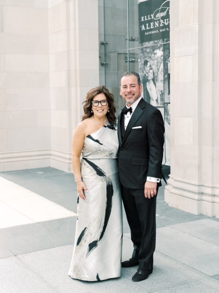 Tom and Leti Contreras,  2016 Chair Couple